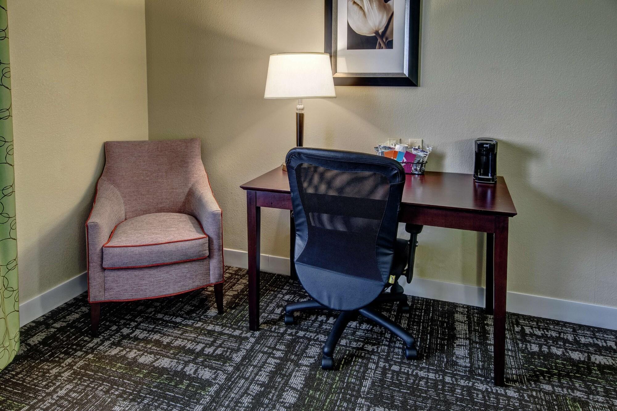 Hampton Inn Crossville Bagian luar foto