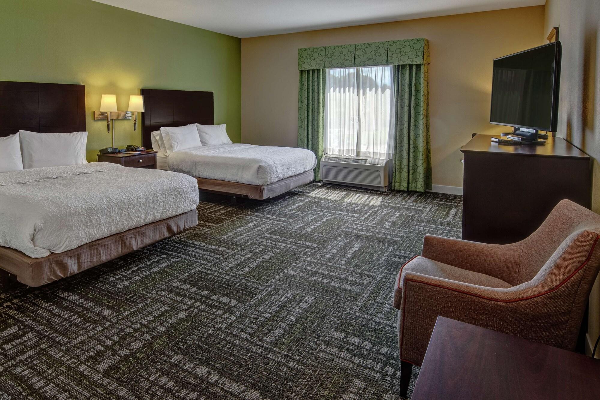Hampton Inn Crossville Bagian luar foto