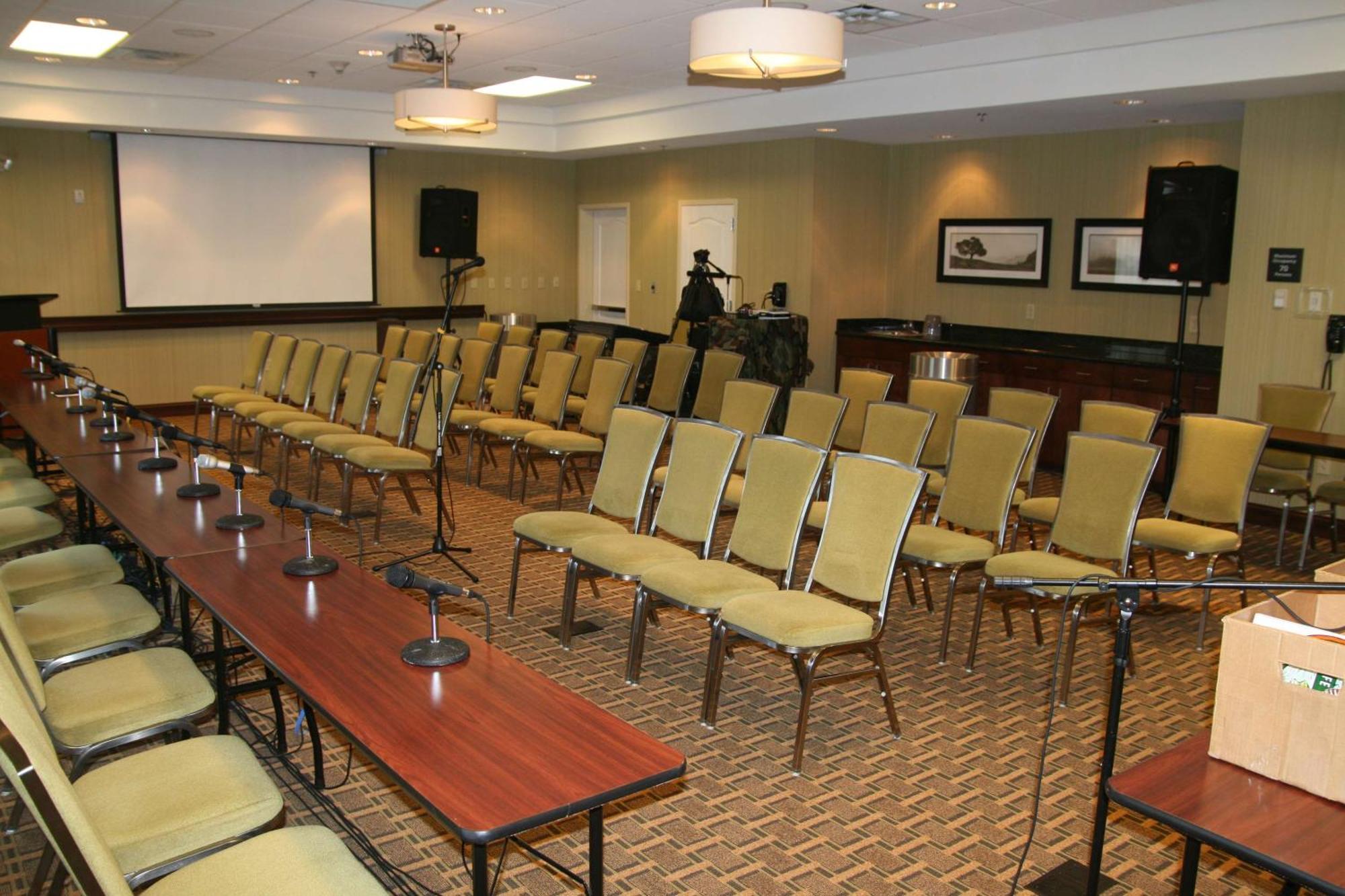 Hampton Inn Crossville Bagian luar foto