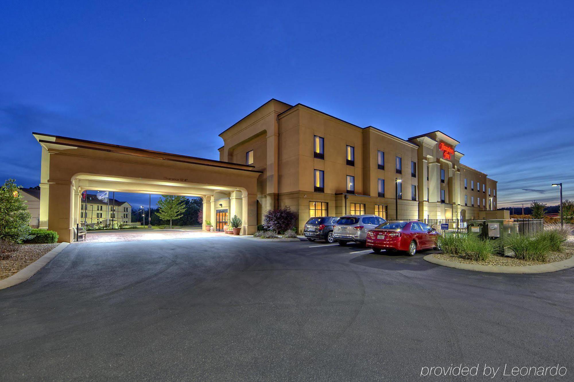 Hampton Inn Crossville Bagian luar foto