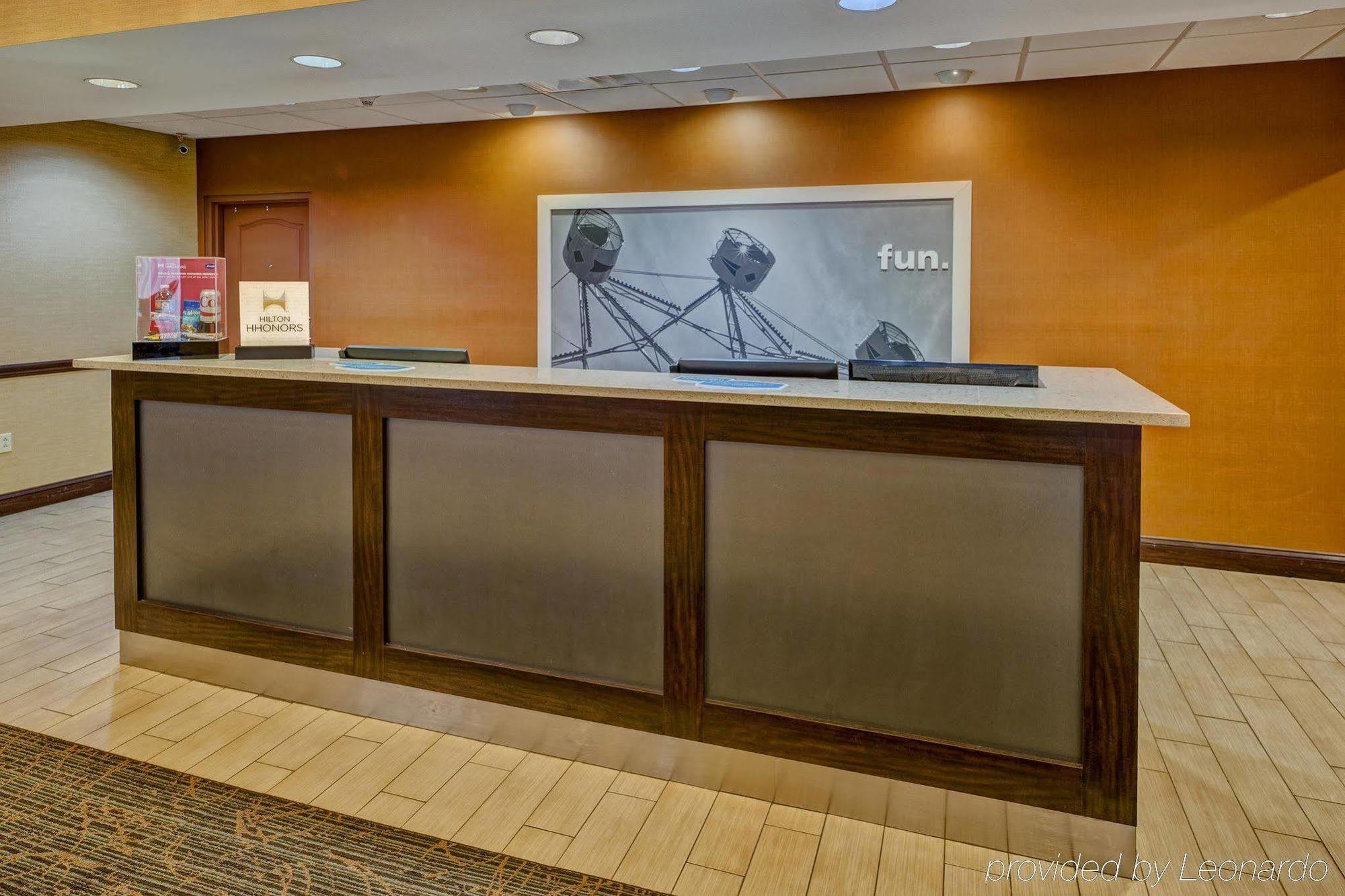 Hampton Inn Crossville Bagian luar foto