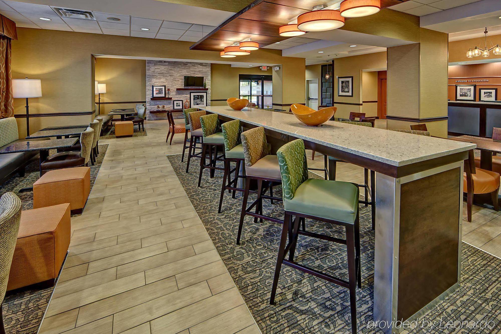 Hampton Inn Crossville Bagian luar foto